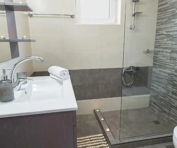 Anemelia Ханья (Крит)