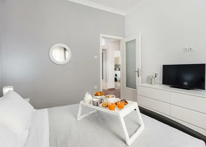 Anemelia Holiday home *